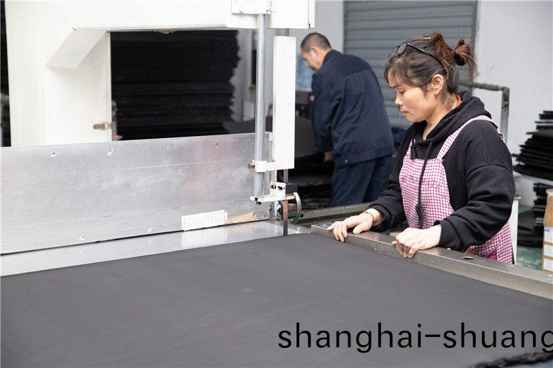 加(jia)工(gong)現場(chang)